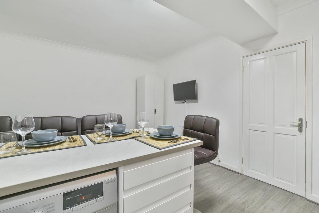 Sachin'S 2 Bedrooms Apartment Лондон Екстер'єр фото